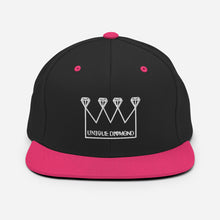 Load image into Gallery viewer, Unique Diamond Snapback Hat
